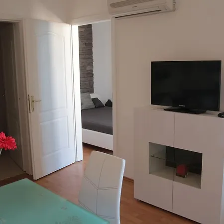 Апартаменты Csenge Apartman Шиофок