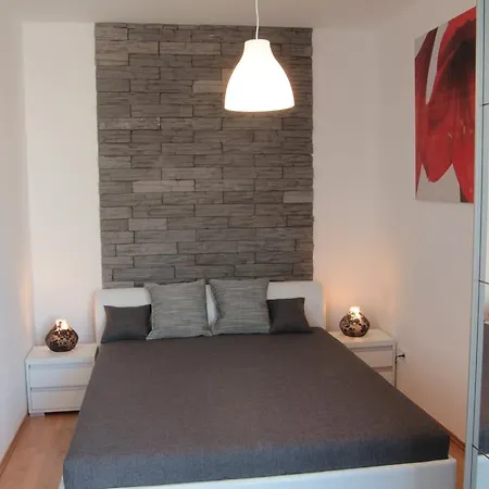 Апартаменты Csenge Apartman